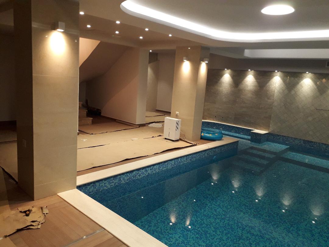 2.Indoor Pool in private house.2