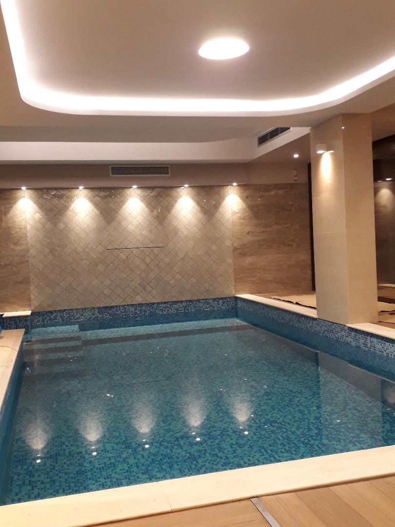 2.Indoor Pool in private house.4